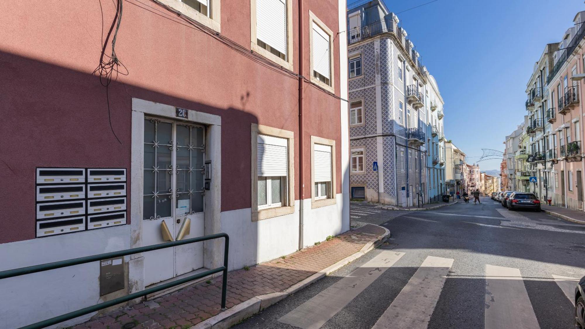 Comfort & Bright Apartment By Lovelystay Lisboa Exteriör bild
