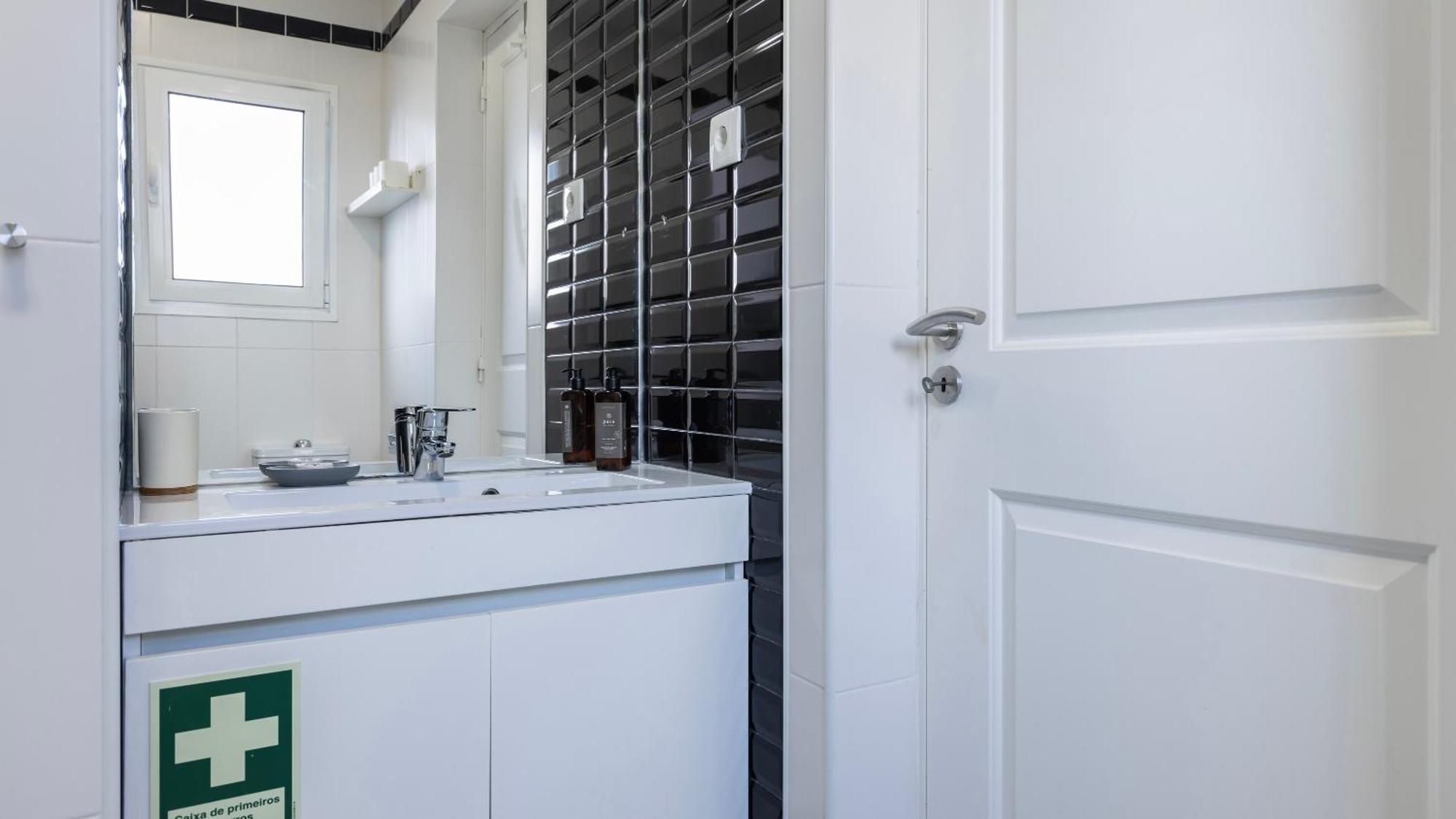 Comfort & Bright Apartment By Lovelystay Lisboa Exteriör bild